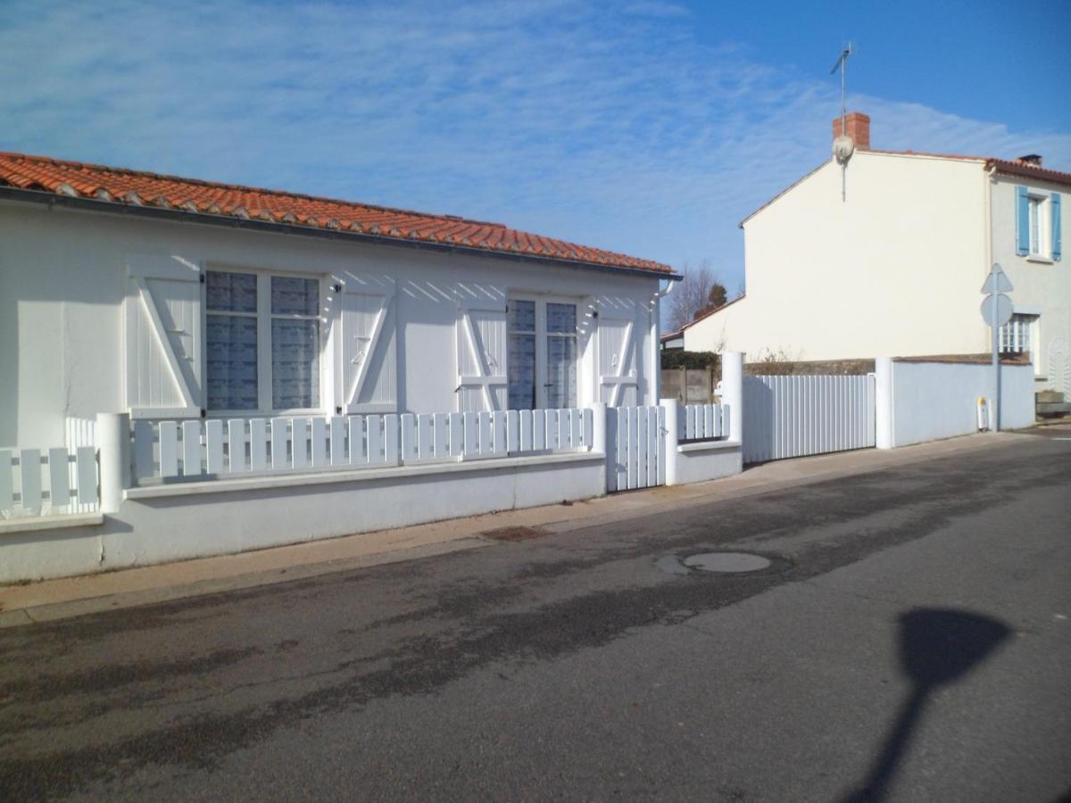 Maison De Vacances Saint-Vincent-sur-Jard Extérieur photo